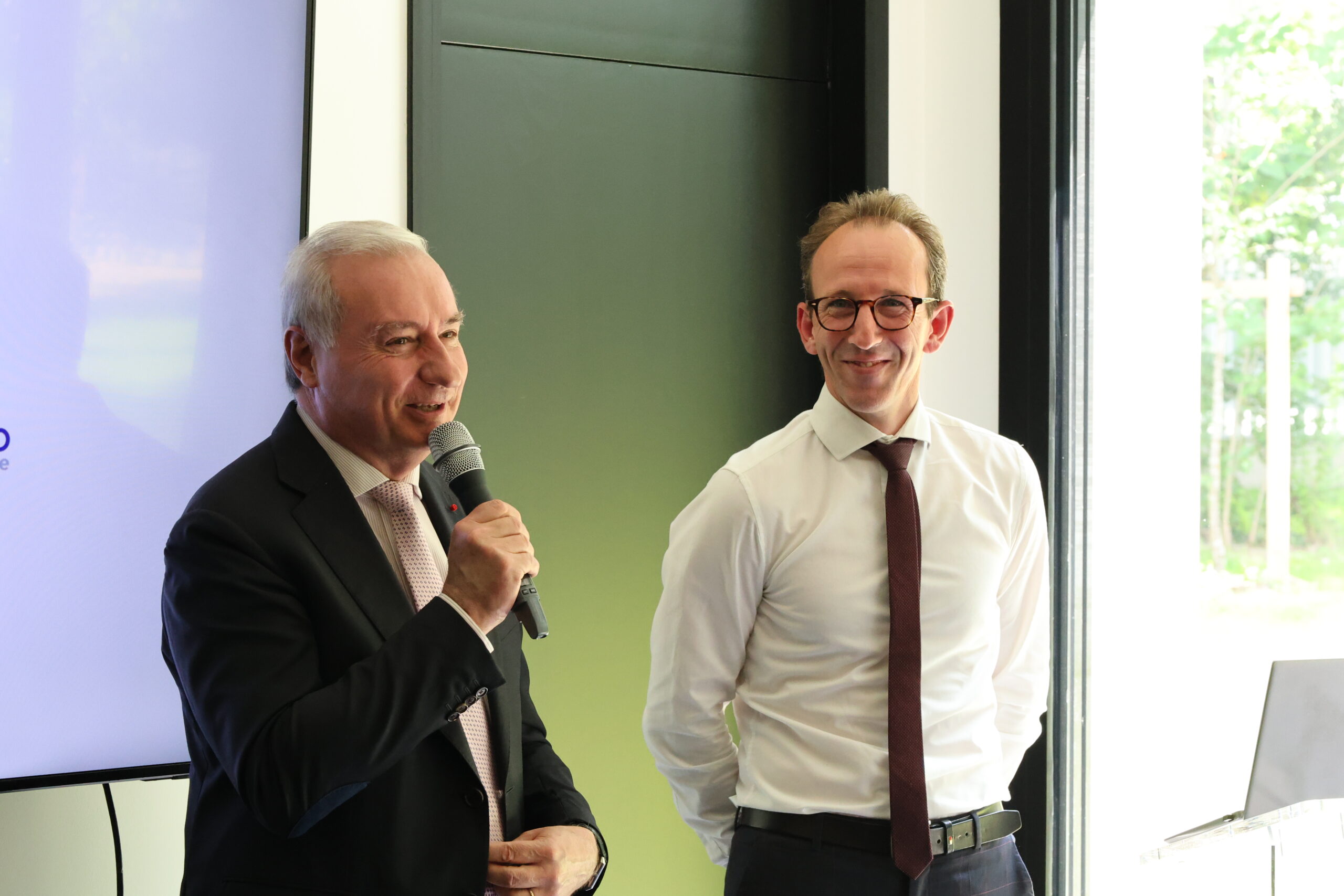Jean-Luc Moudenc (Maire de Toulouse) & Cyril Gasparotto (directeur général de Procivis SMCTP et Eclisse Promotion) 